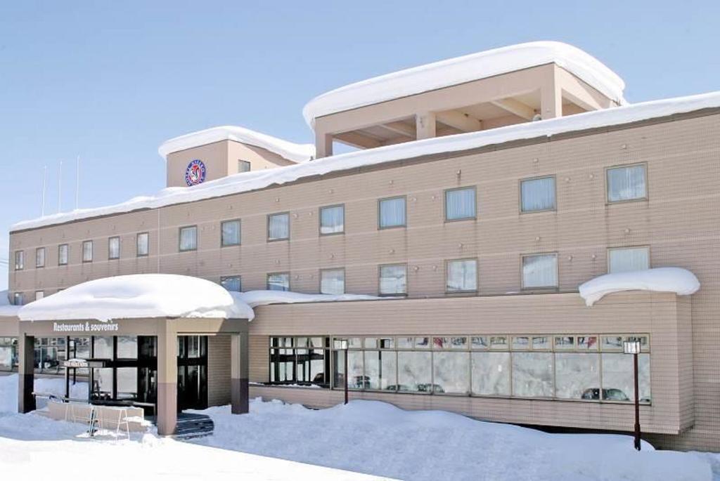 Hotel Niseko Alpen Kutchan Exteriör bild